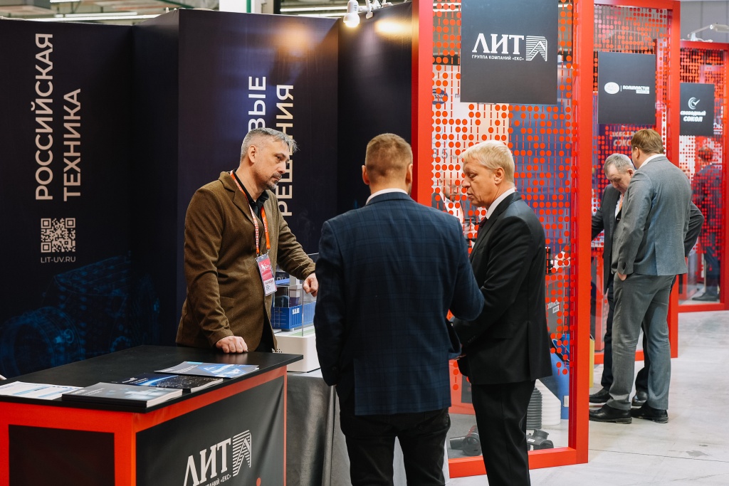 N1B00284.jpg N1B00284.jpg