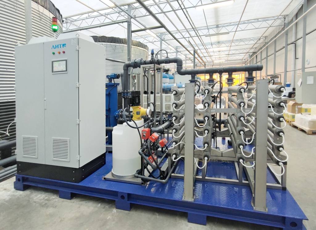 Рисунок 2. Пример комплекса водоподготовки с УФ-обеззараживанием (НПО «ЛИТ»)